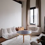 Ce 2 *