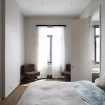 Appartement Ce 2 *