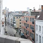 Appartement Ce 2 *