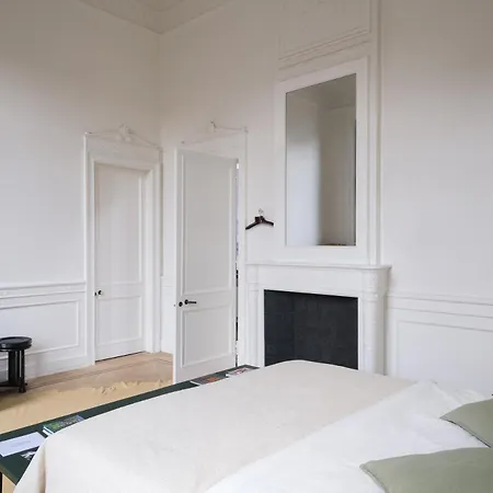 Ce 2 Apartment