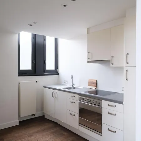 Ce 2 Apartment
