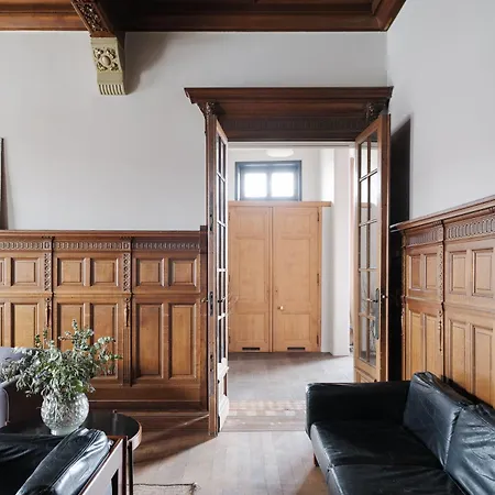 Appartement Ce 2 *